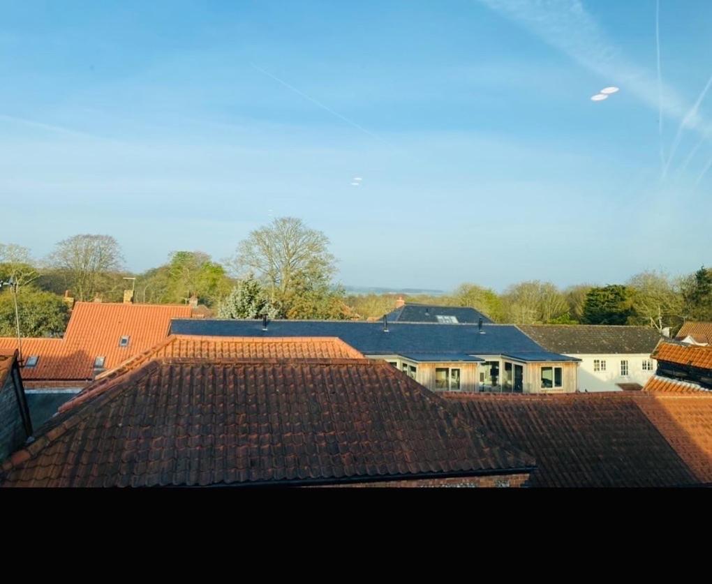 Lees Lookout Holt ,2 Bedroom Luxury Apartment With Private Parking Eksteriør billede
