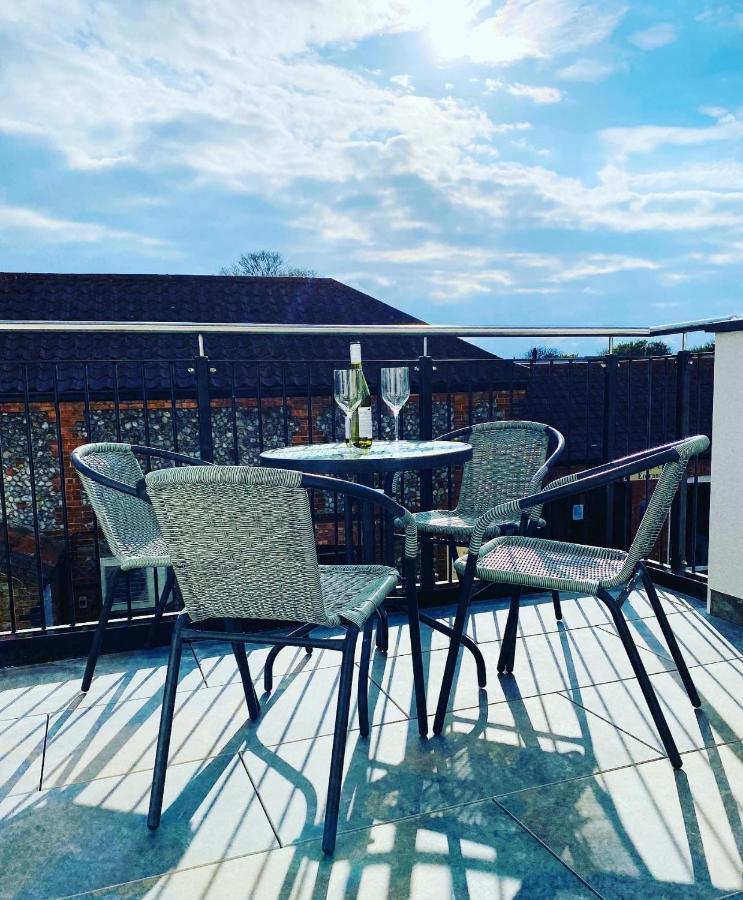 Lees Lookout Holt ,2 Bedroom Luxury Apartment With Private Parking Eksteriør billede