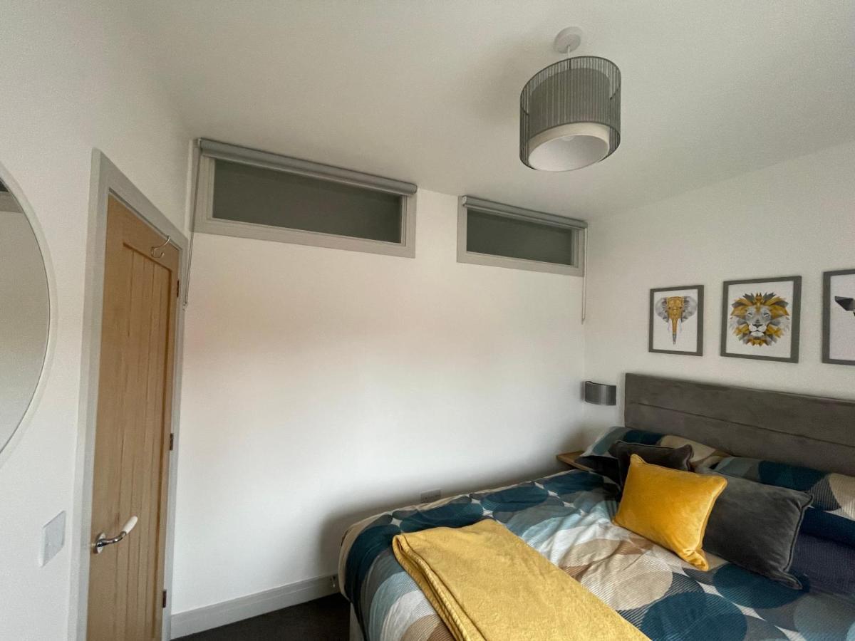 Lees Lookout Holt ,2 Bedroom Luxury Apartment With Private Parking Eksteriør billede